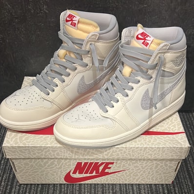 Nike Air Jordan 1 Retro High OG "Sail/Pale Ivory"