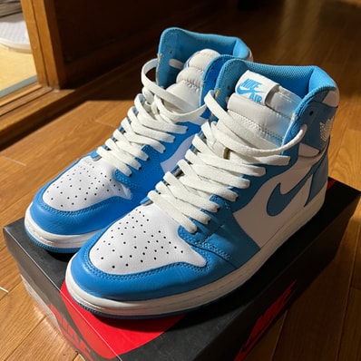 Nike Air Jordan 1 Retro High "UNC"