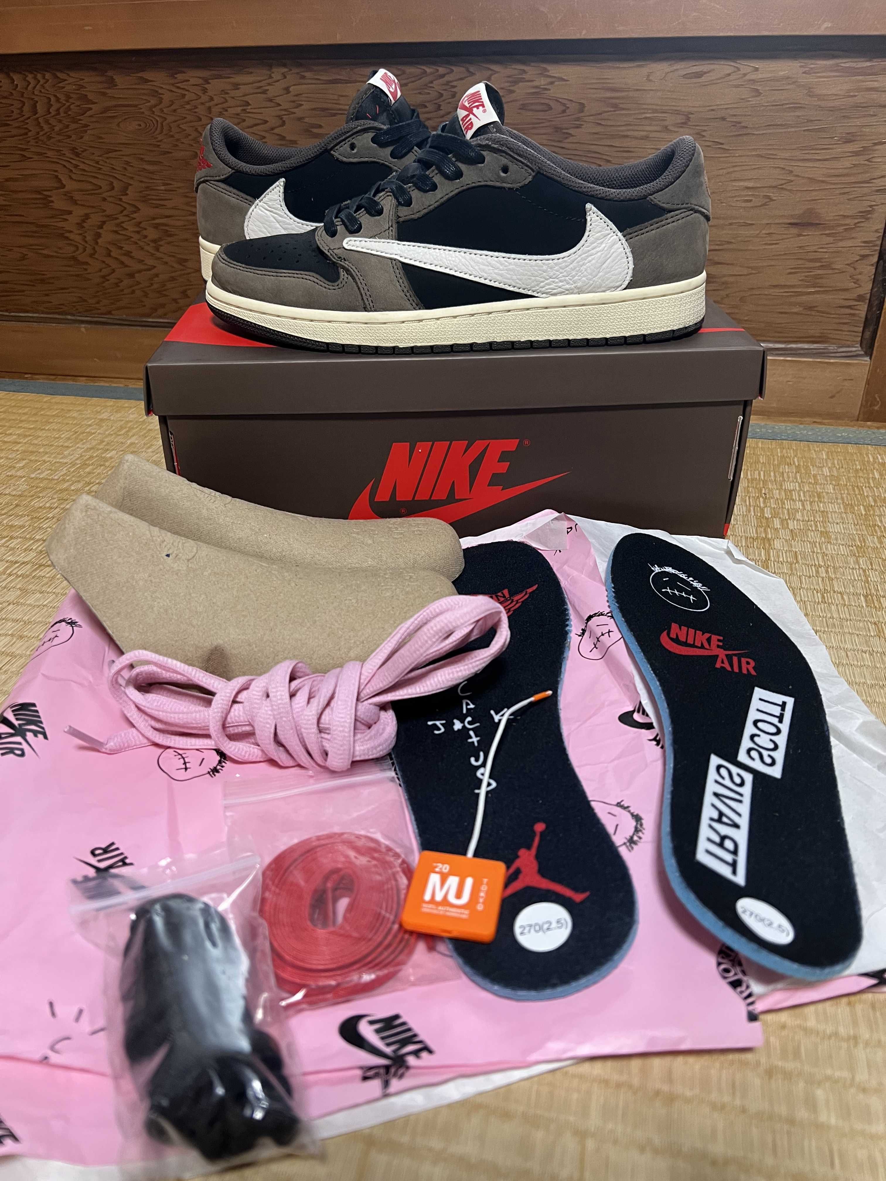 Travis Scott × Nike Air Jordan 1 Low OG SP-T  "Black/Dark Mocha"