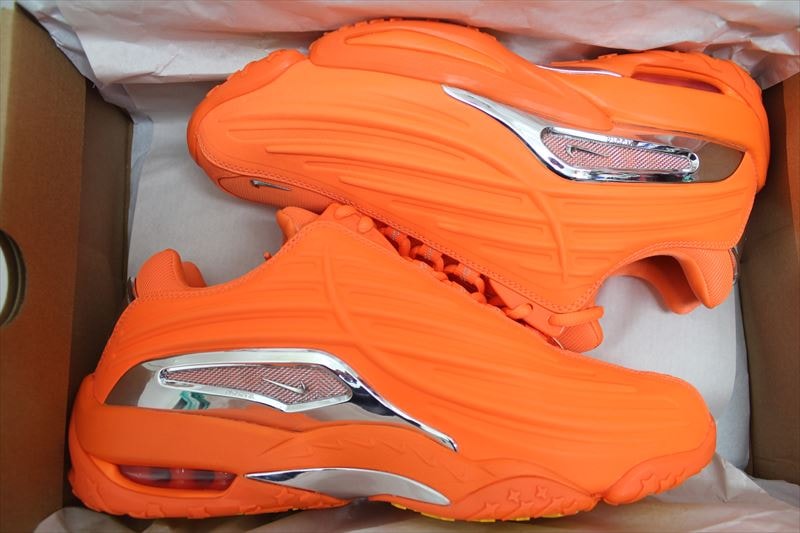 Drake NOCTA × Nike Hot Step 2 "Total Orange"