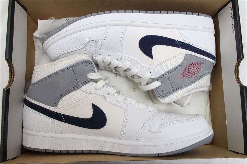 Nike Air Jordan 1 Mid "Paris"