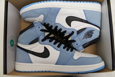 Nike Air Jordan 1 High OG "University Blue"