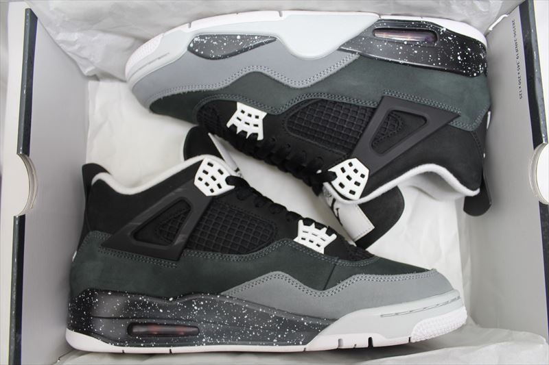 Nike Air Jordan 4 Retro "Fear"