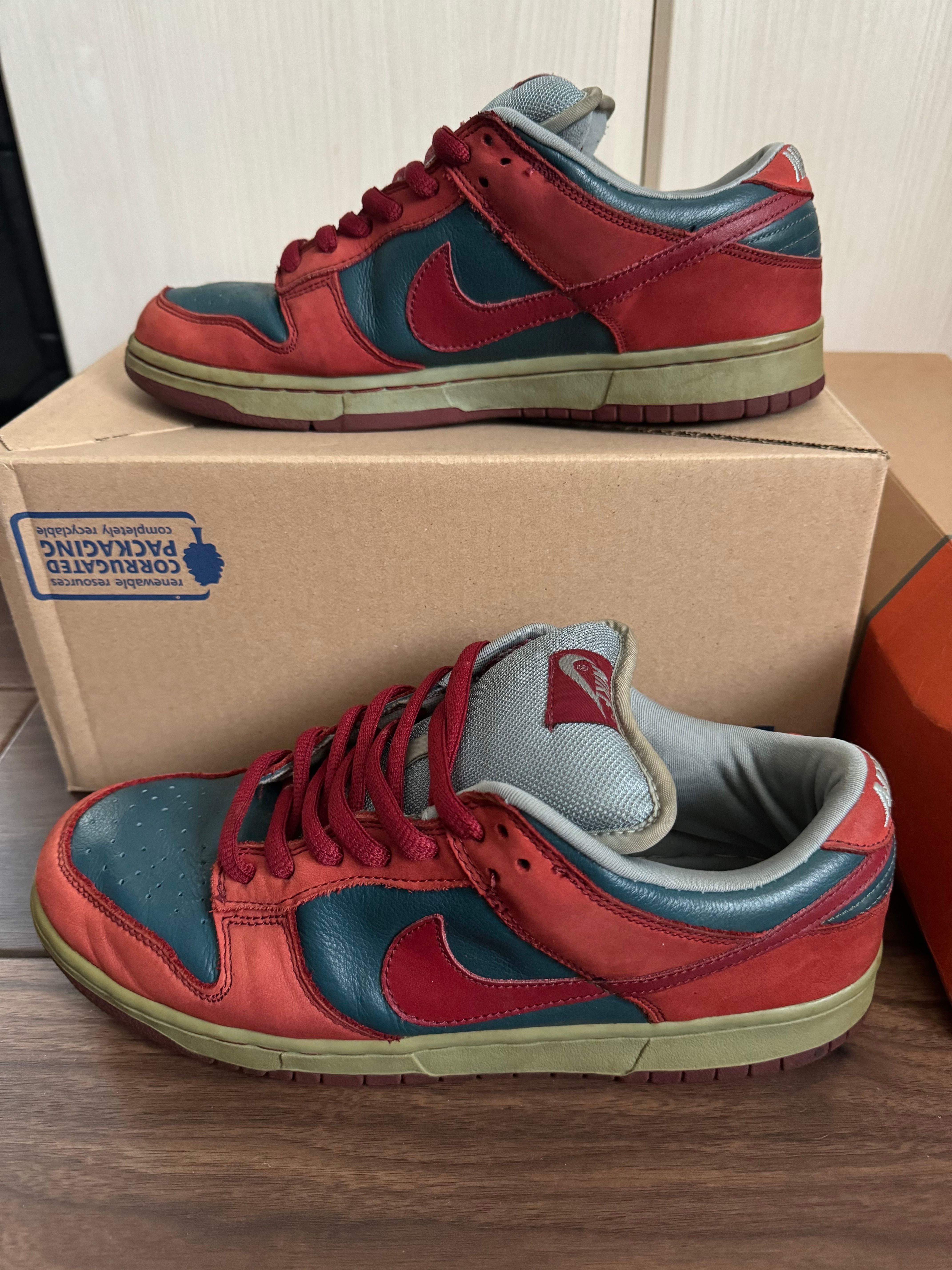 Nike SB Dunk Low "Shark"