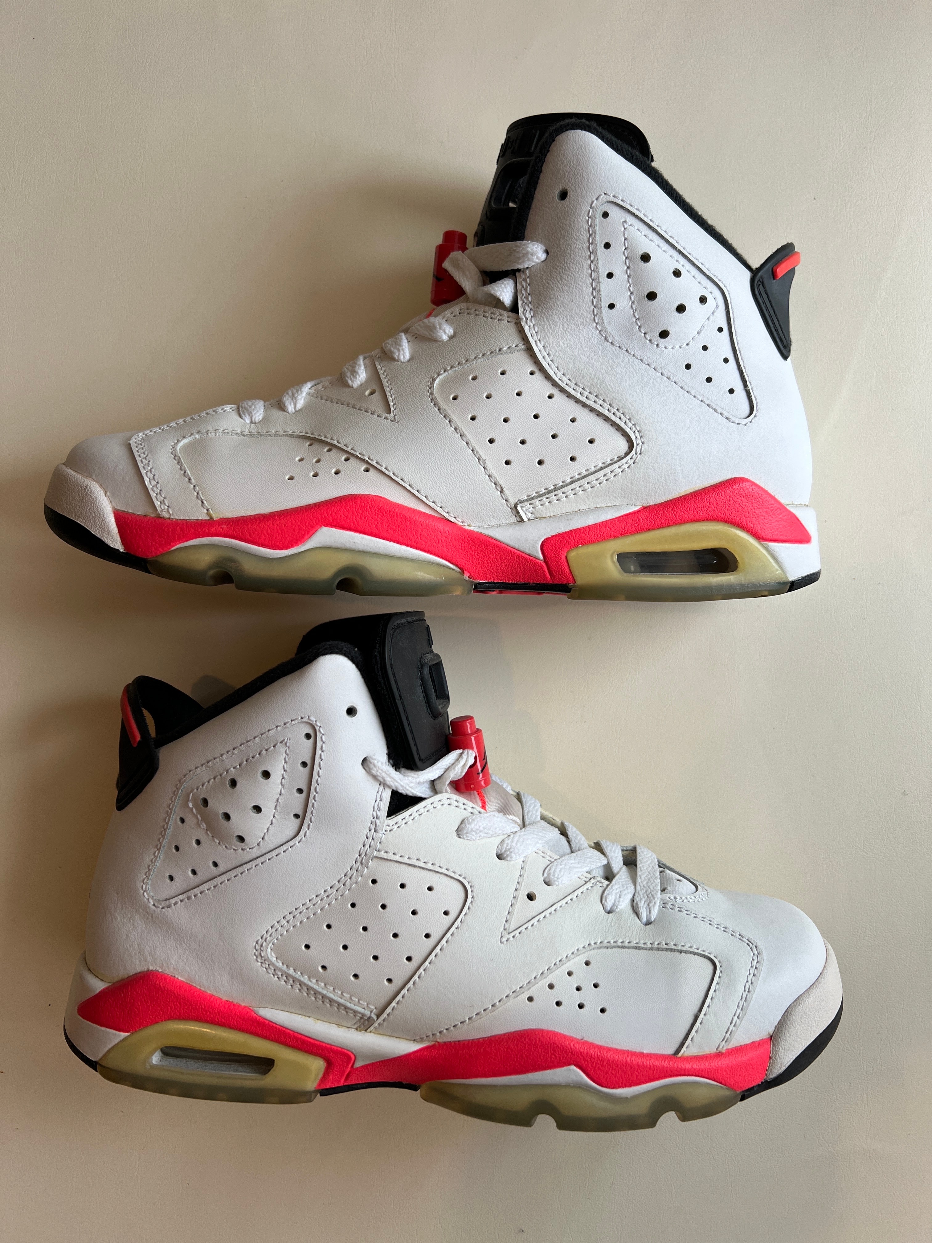 Nike GS Air Jordan 6 Retro "Infrared White" (2014)