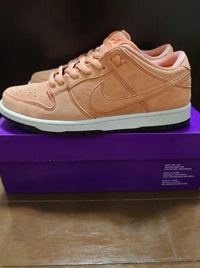 Nike SB Dunk Low "Pink Pig"