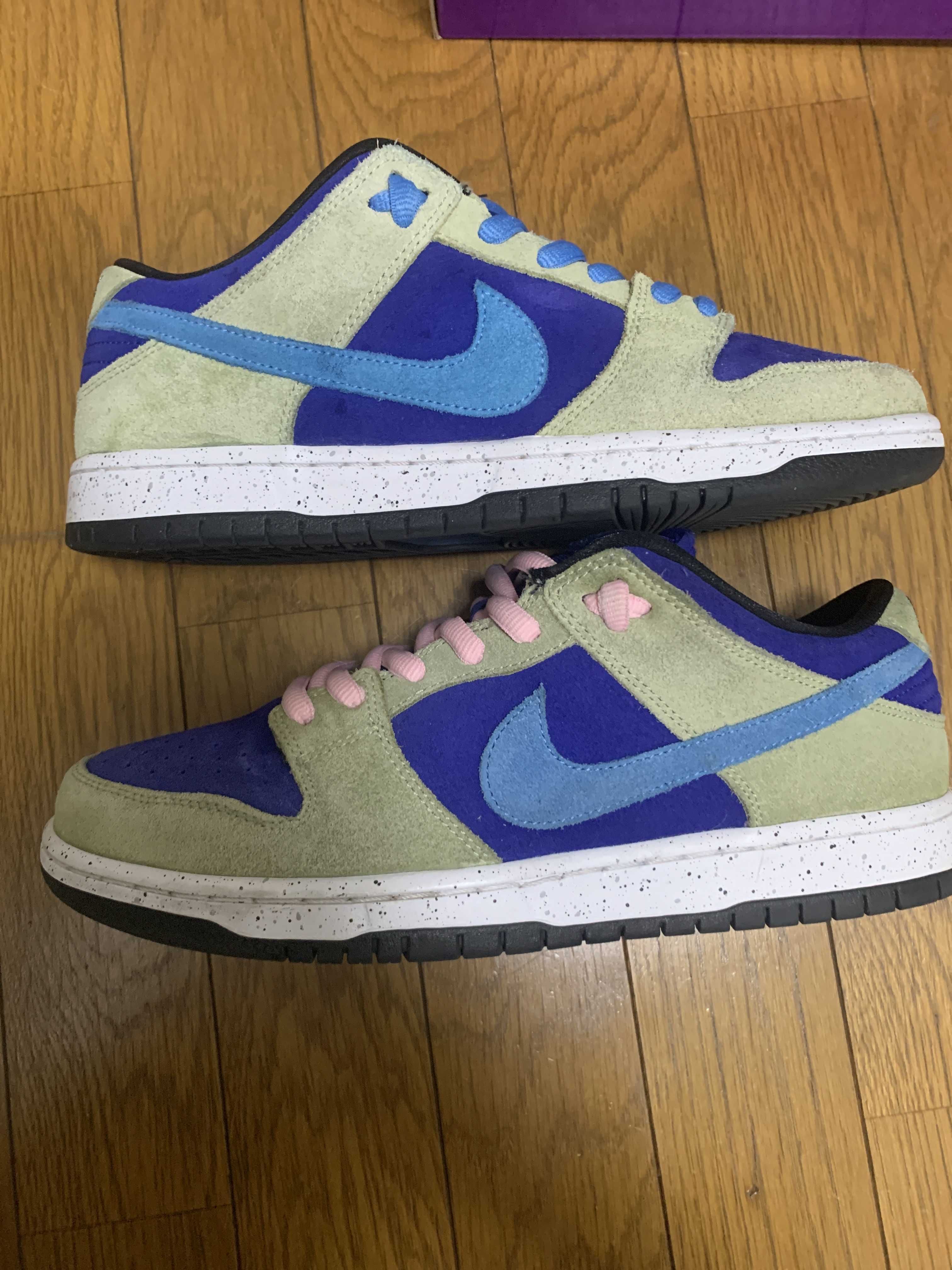 Nike SB Dunk Low "Celadon"