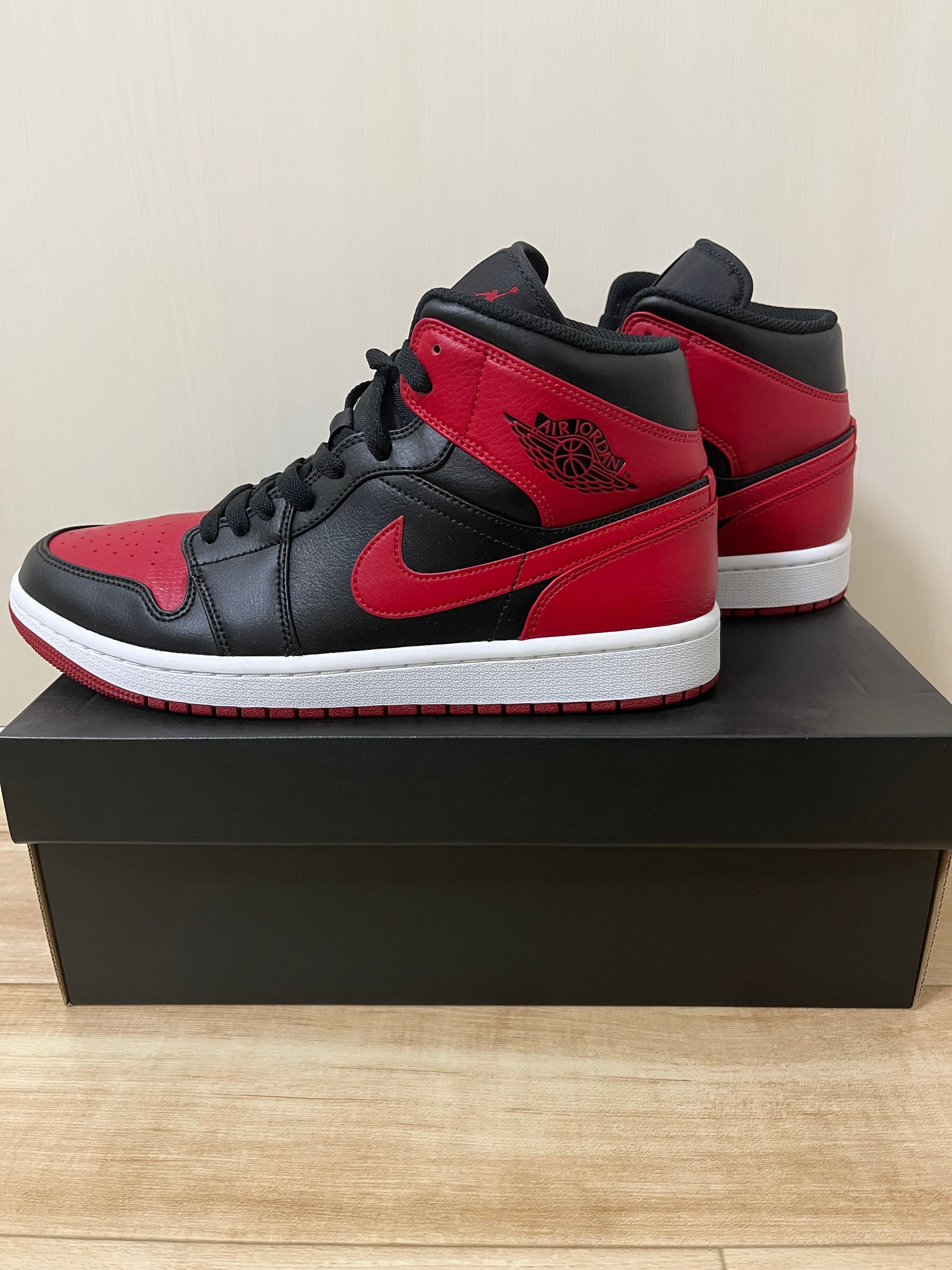 Nike Air Jordan 1 Mid "Bred"