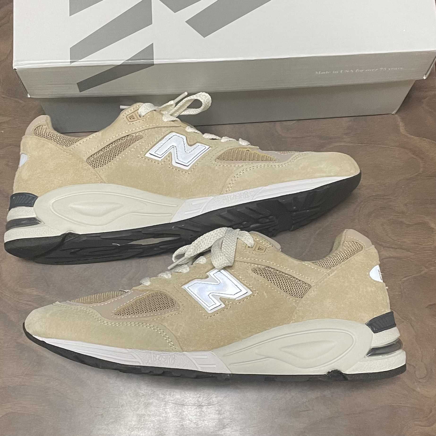 KITH × New Balance 990V2 "Tan"