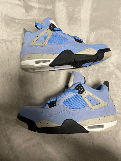 Nike Air Jordan 4 "University Blue"