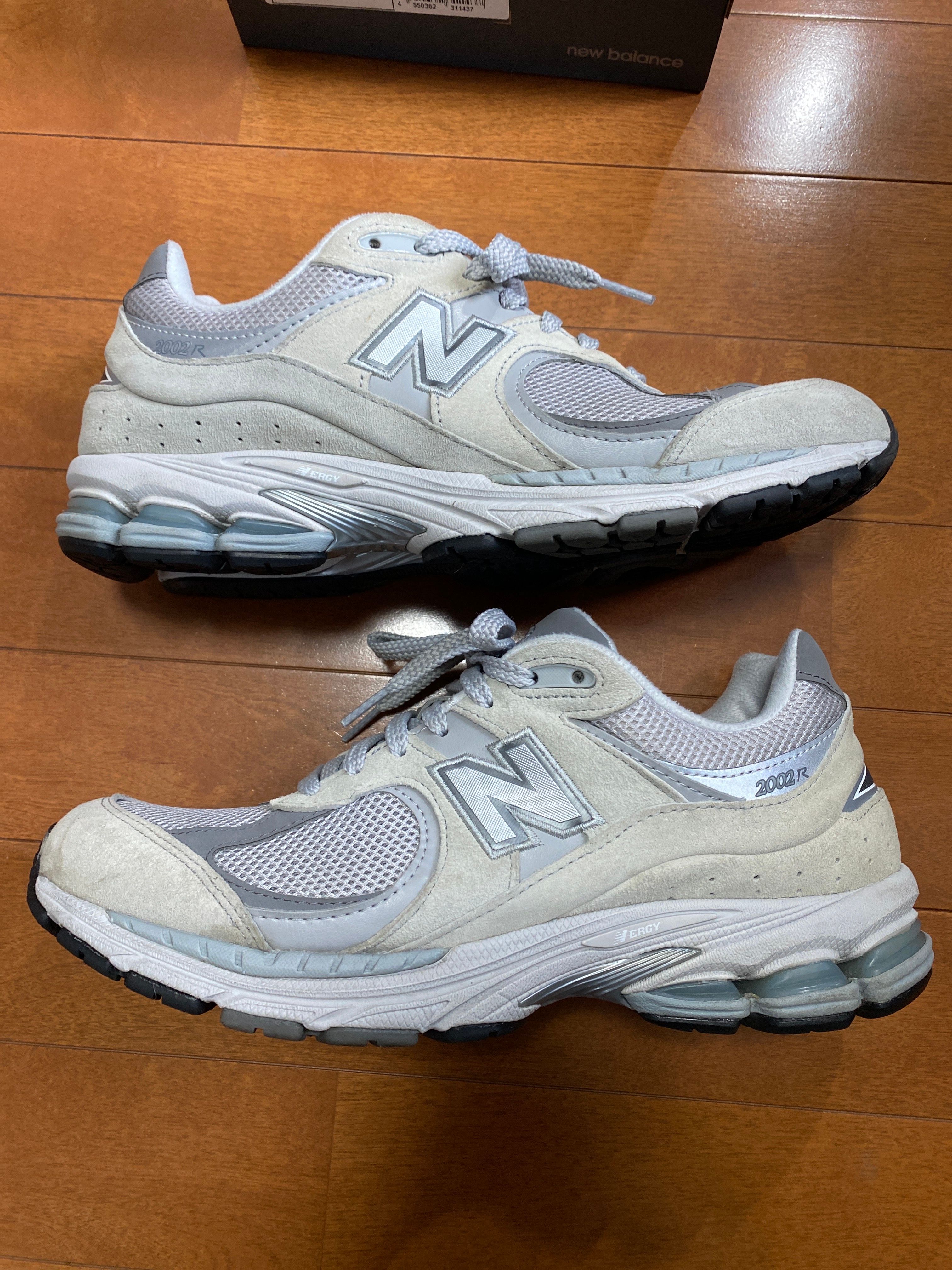 New Balance 2002R "Gray"