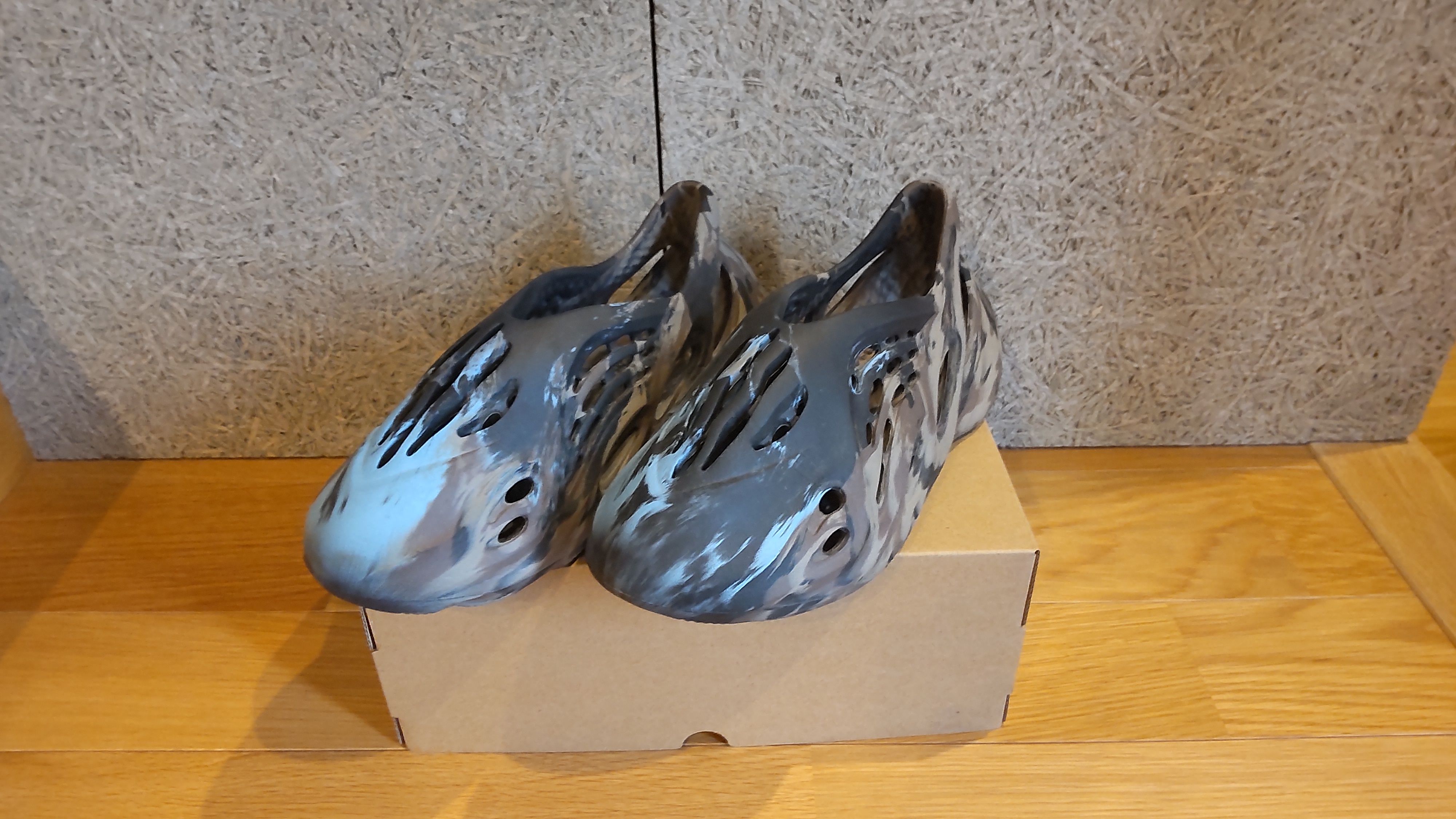 adidas YEEZY Foam Runner "MX Cinder"