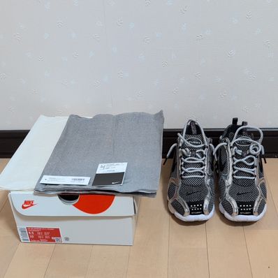 STUSSY × NIKE AIR ZOOM SPIRIDON CAGED "PURE PLATINUM/BLACK-WHITE"