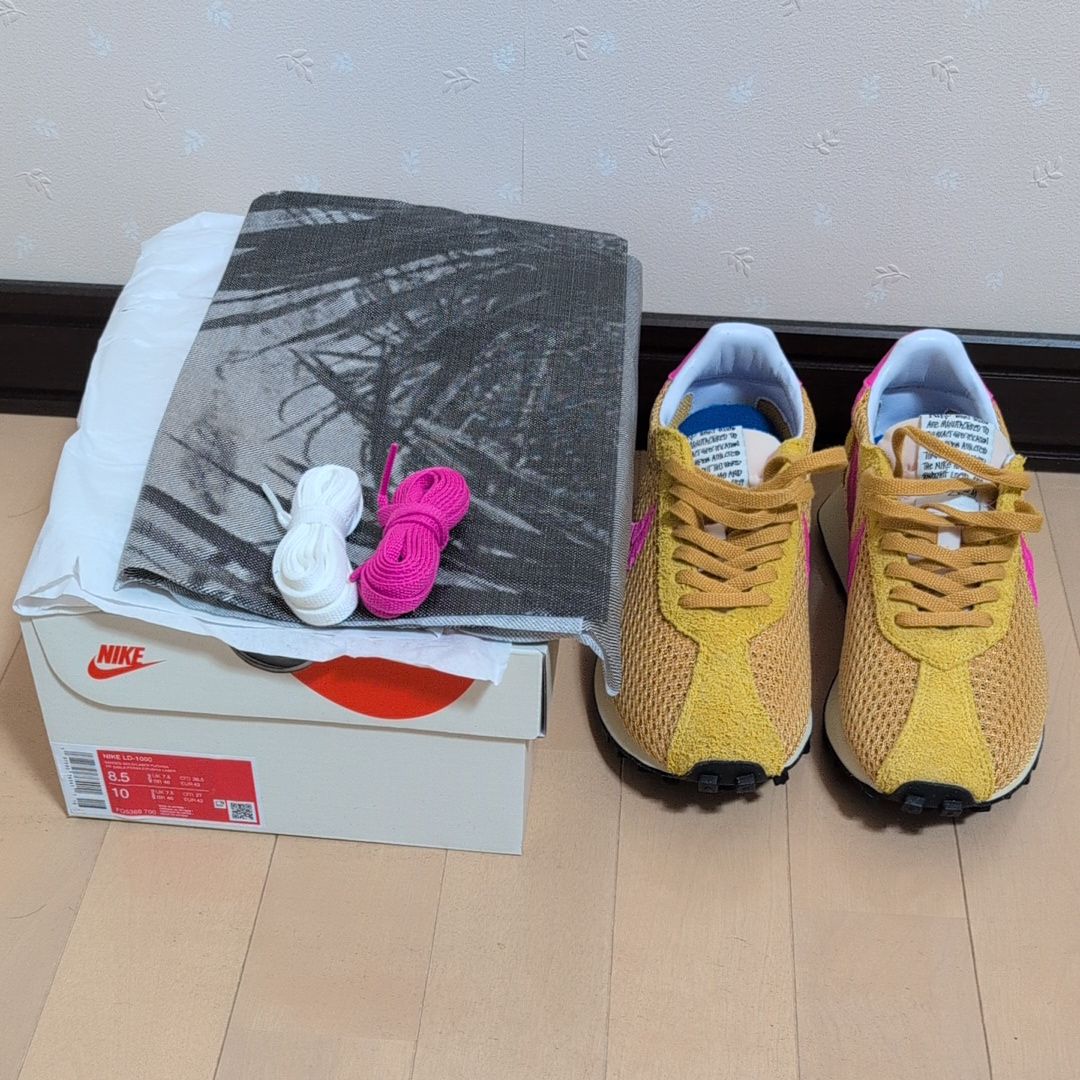 Stussy × Nike LD-1000 "Sanded Gold and Laser Fuchsia"