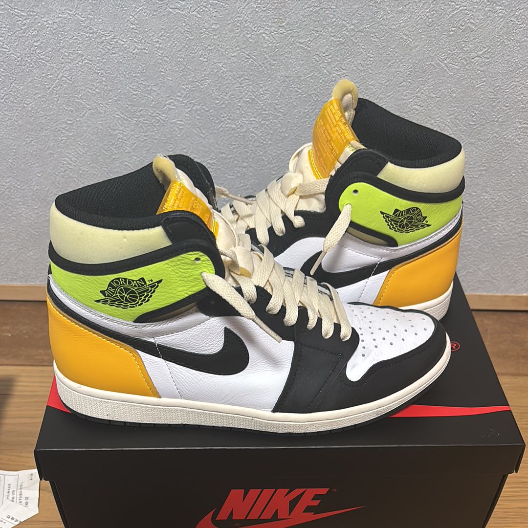 Nike Air Jordan 1 High OG "Volt Gold"