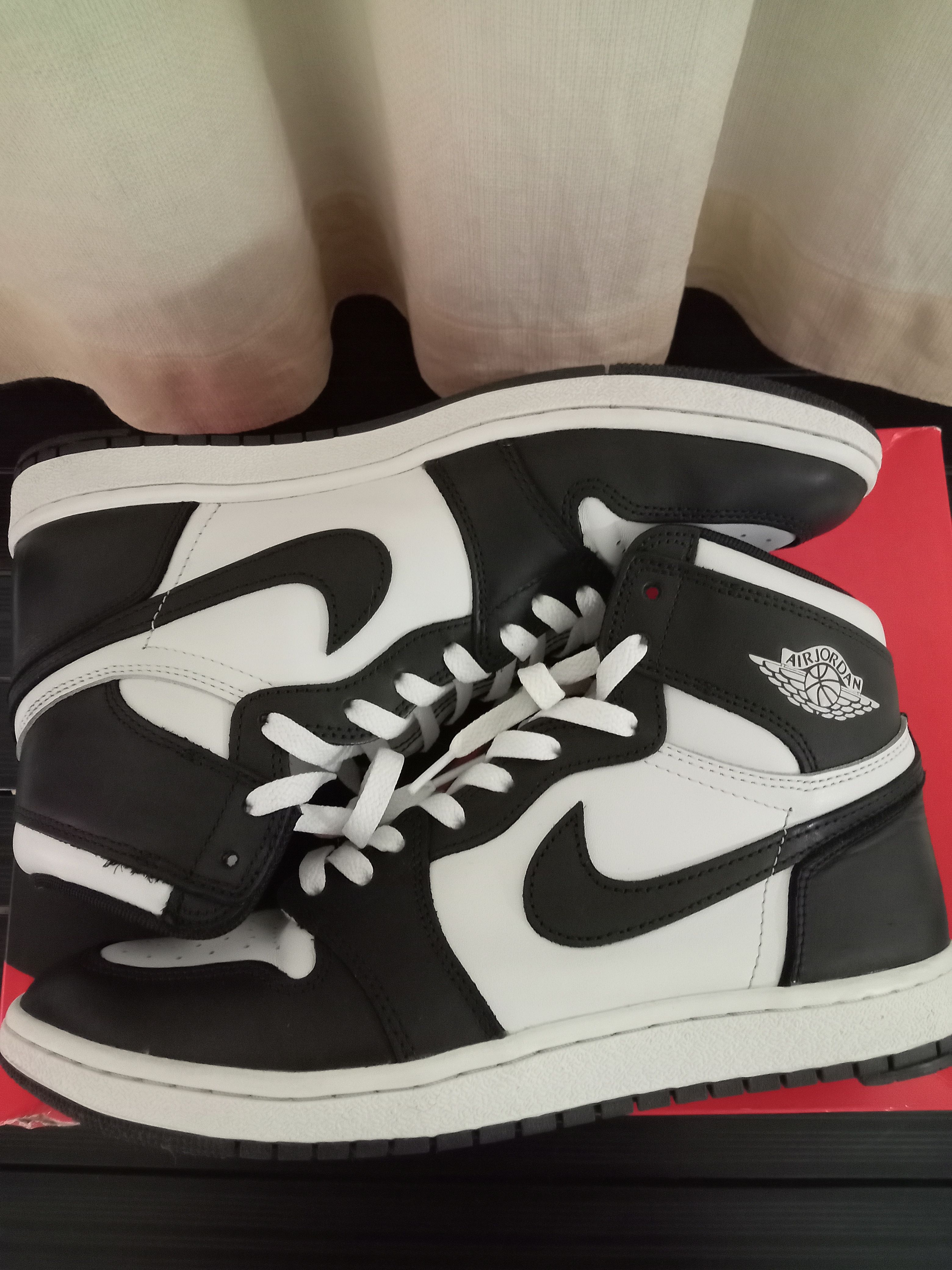 Nike Air Jordan 1 High '85 "Black/White"