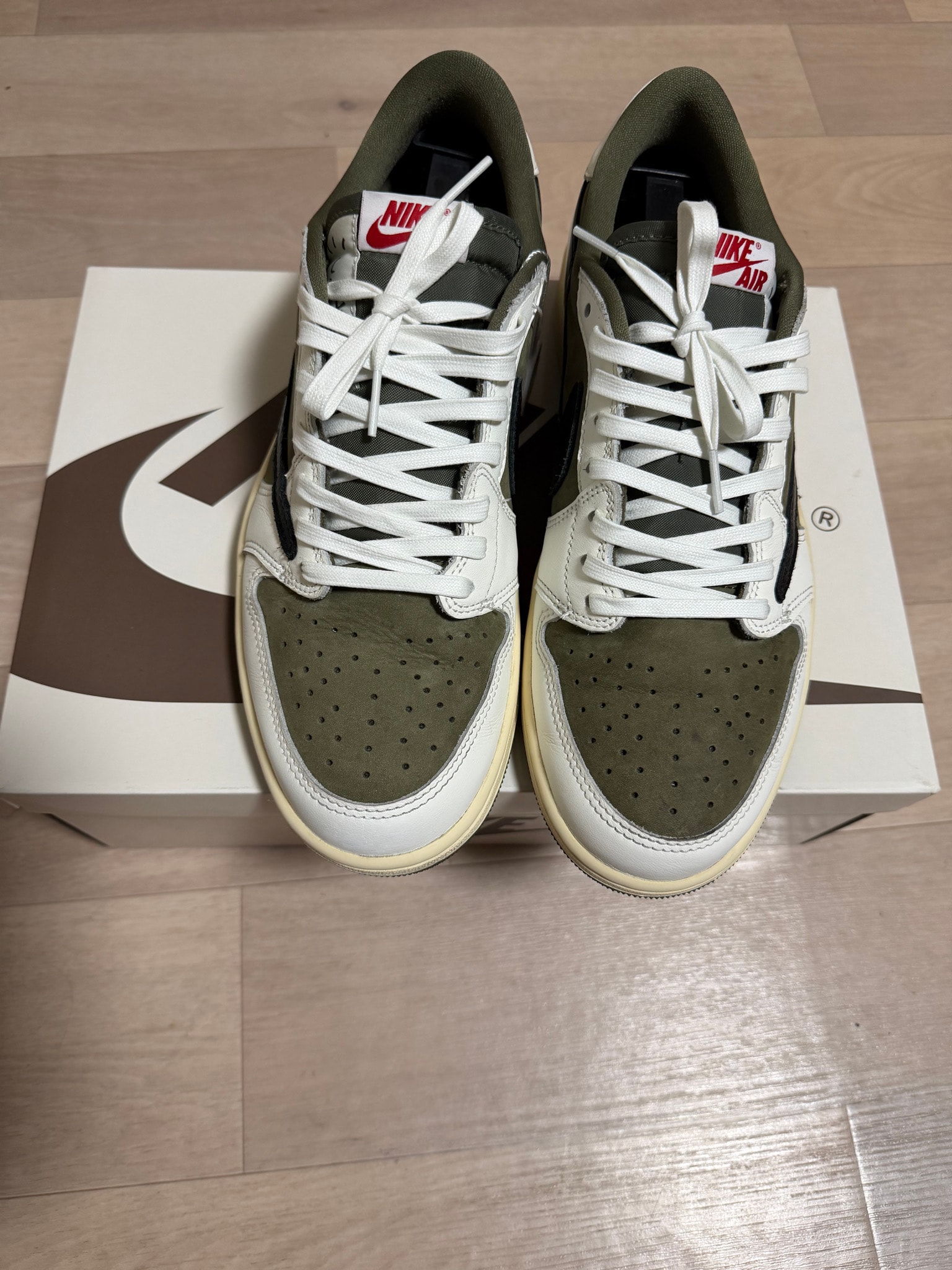 Travis Scott × Nike Air Jordan 1 Low OG SP "Reverse Olive"