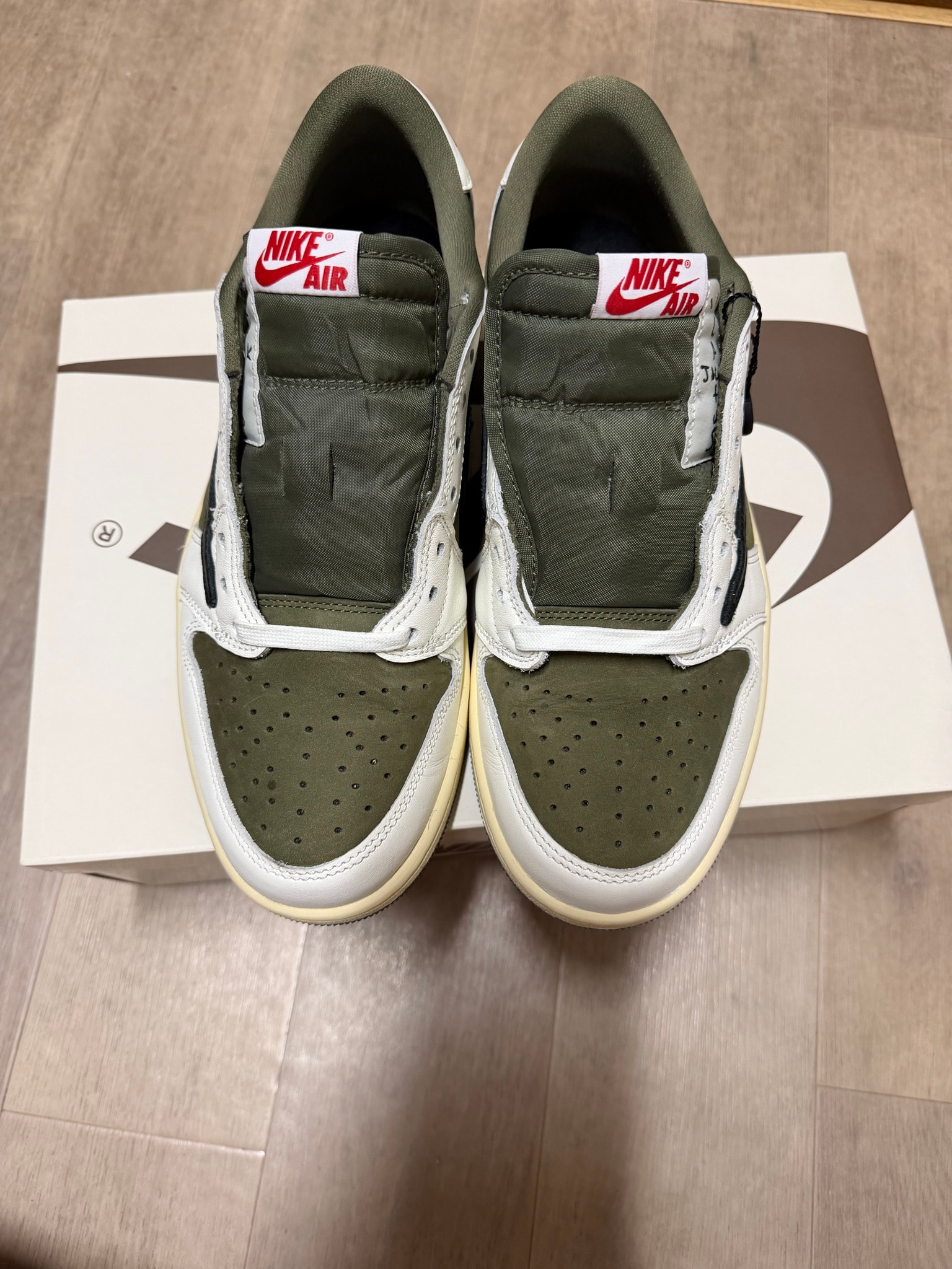 Travis Scott × Nike Air Jordan 1 Low OG SP "Reverse Olive"