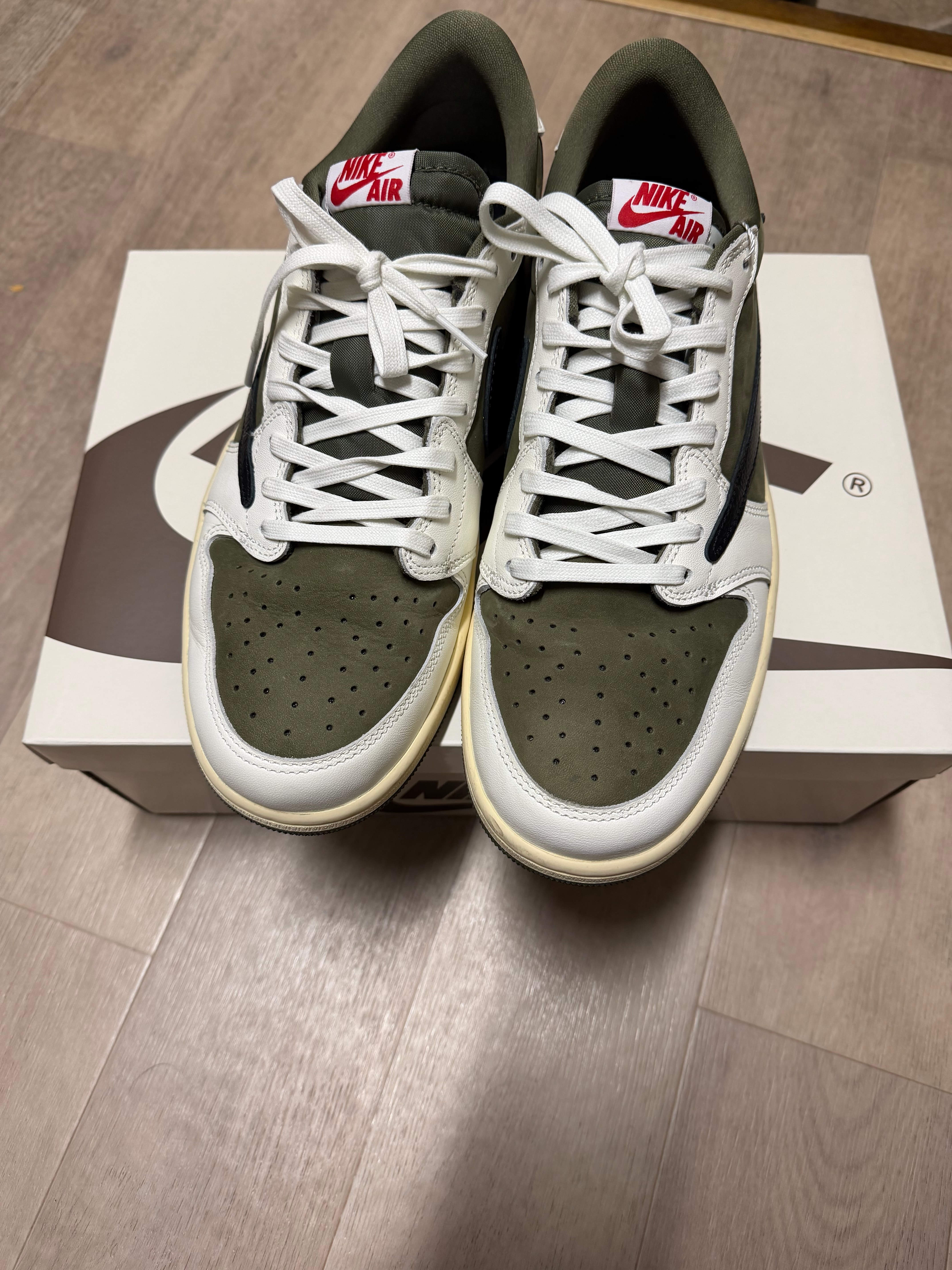 Travis Scott × Nike Air Jordan 1 Low OG SP "Reverse Olive"