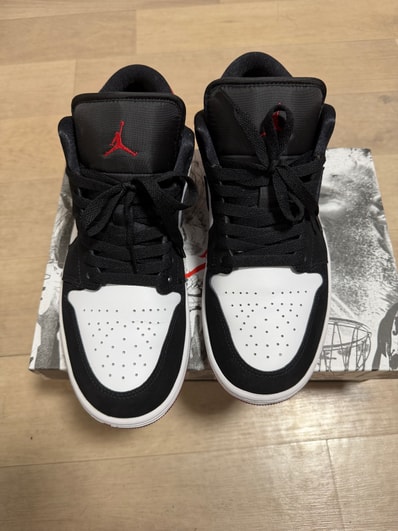 Nike Air Jordan 1 Low SE "Black Toe"