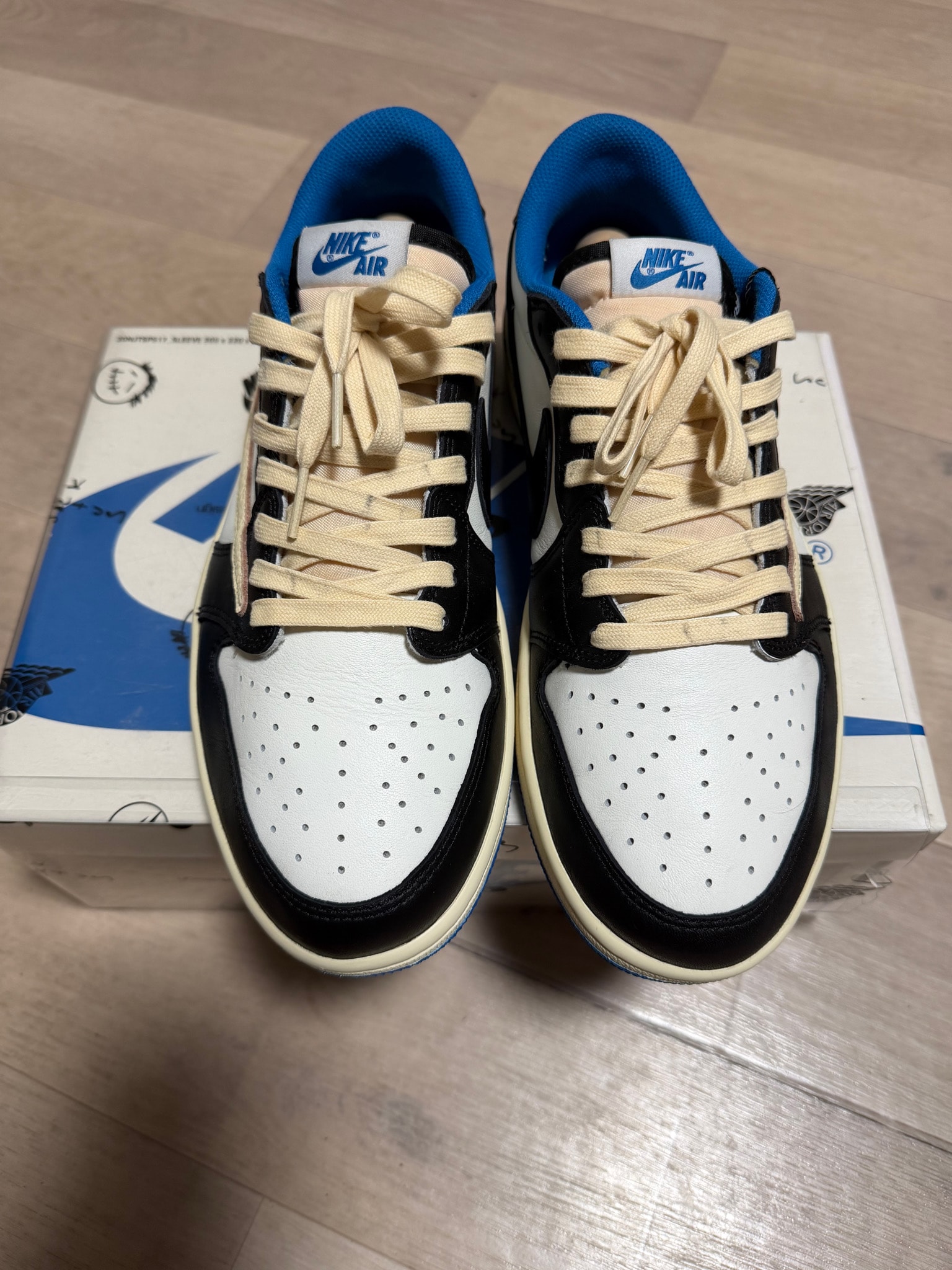 Travis Scott × fragment design × Nike Air Jordan 1 Low OG SP "Military Blue"