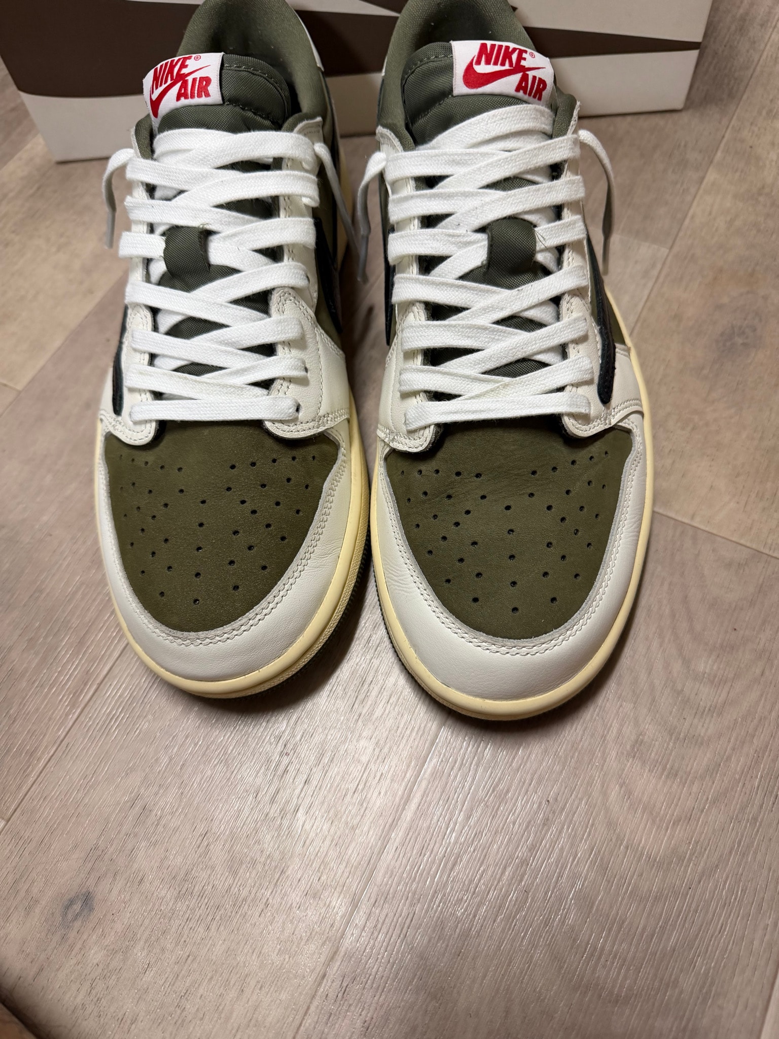 Travis Scott × Nike Air Jordan 1 Low OG SP "Reverse Olive"