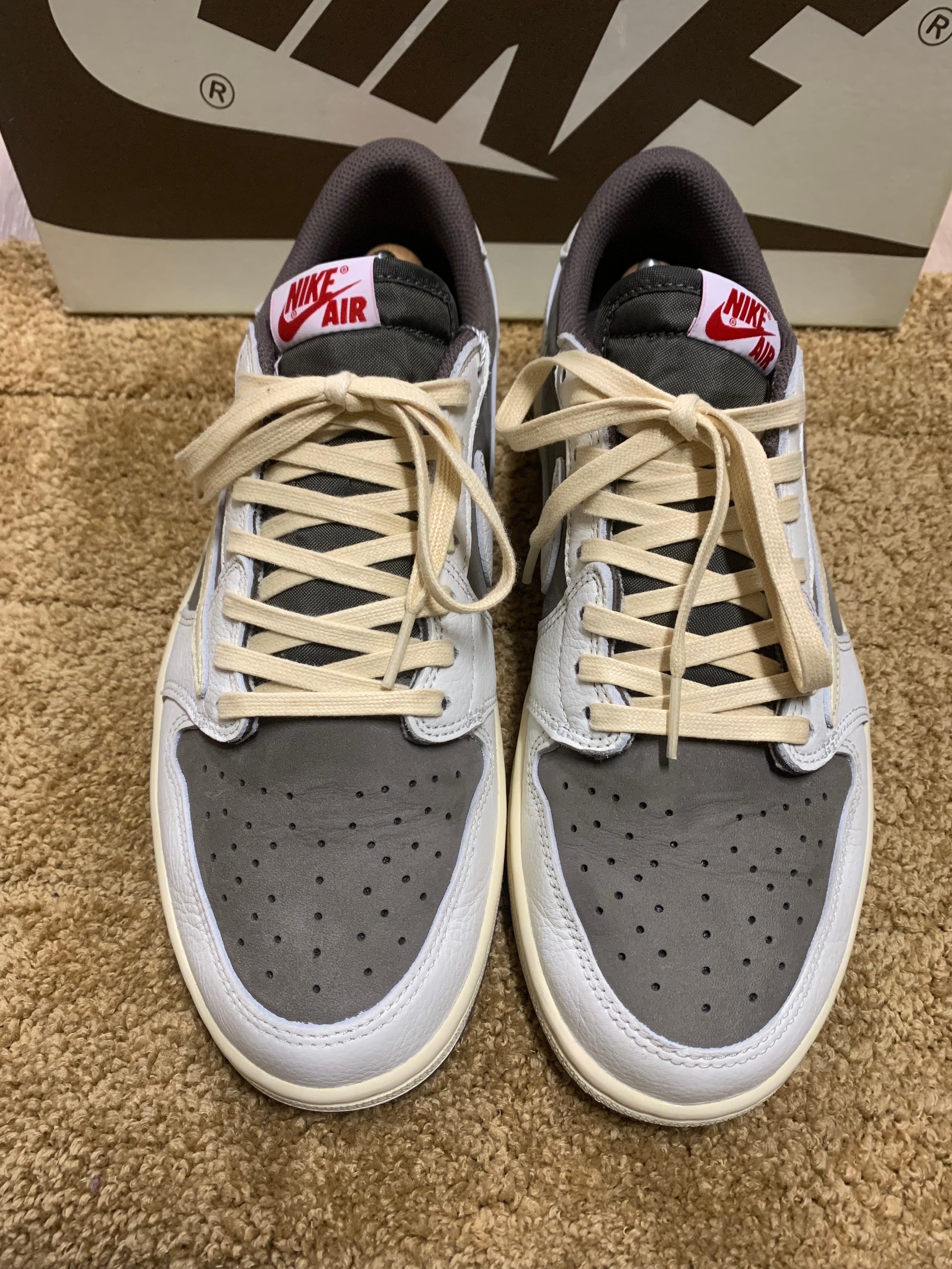 トラヴィススコット × ナイキ エアジョーダン1 ロー OG SP "リバース モカ/セイル アンド リッジロック"