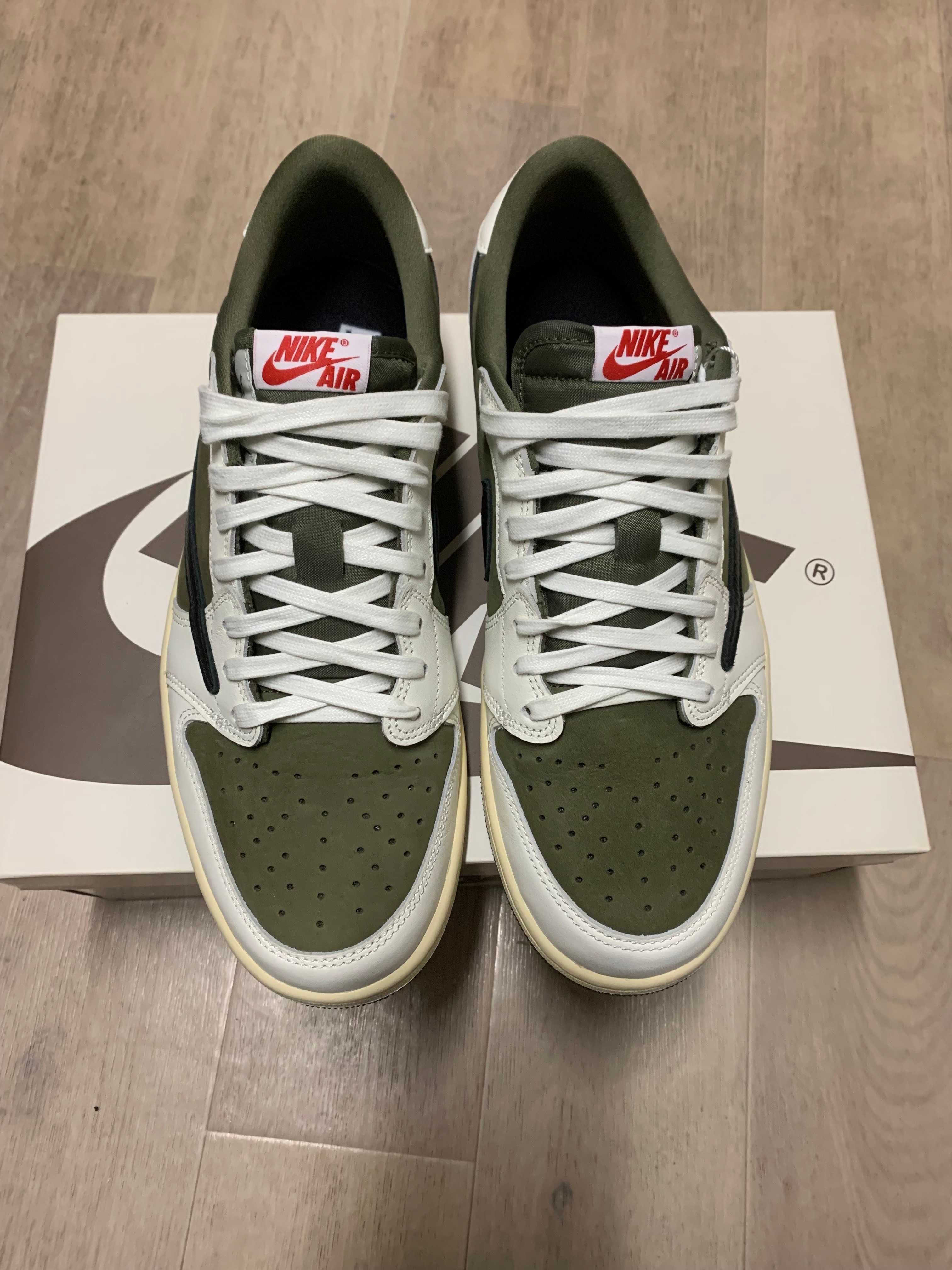 Travis Scott × Nike Air Jordan 1 Low OG SP "Reverse Olive"