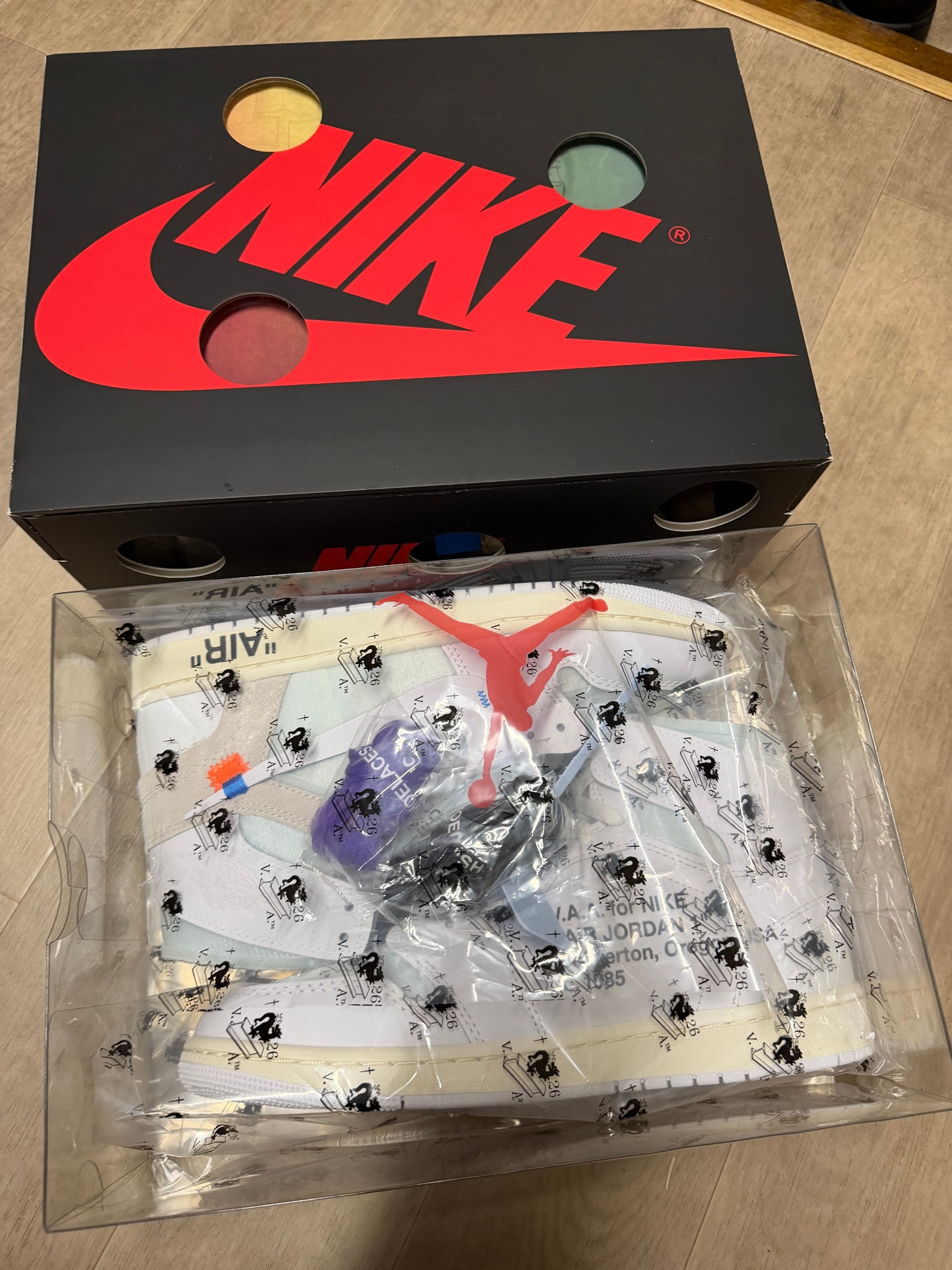 Virgil Abloh Archive (V.A.A.) × Nike Air Jordan 1 Retro High OG "Alaska"