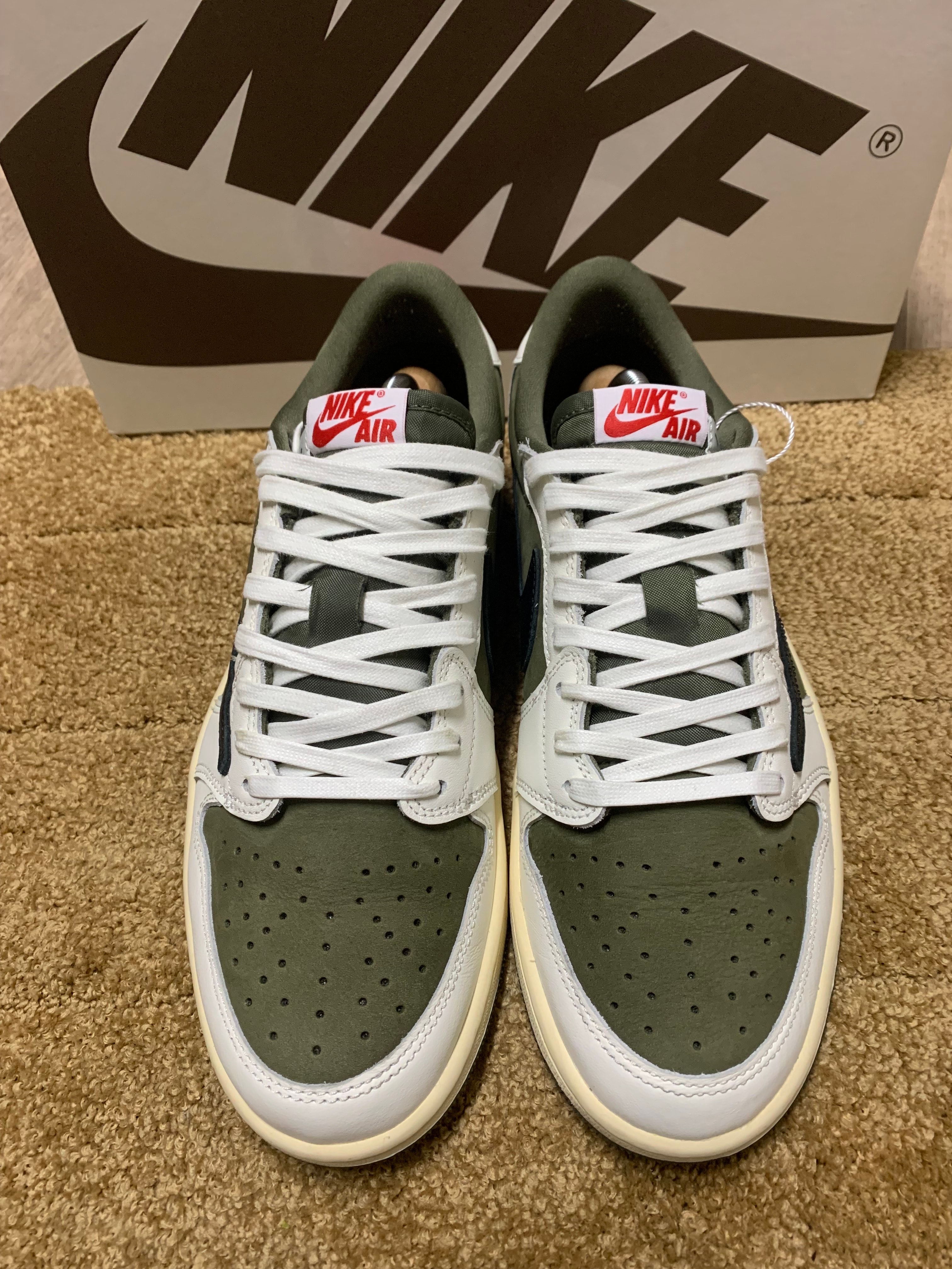 Travis Scott × Nike Air Jordan 1 Low OG SP "Reverse Olive"