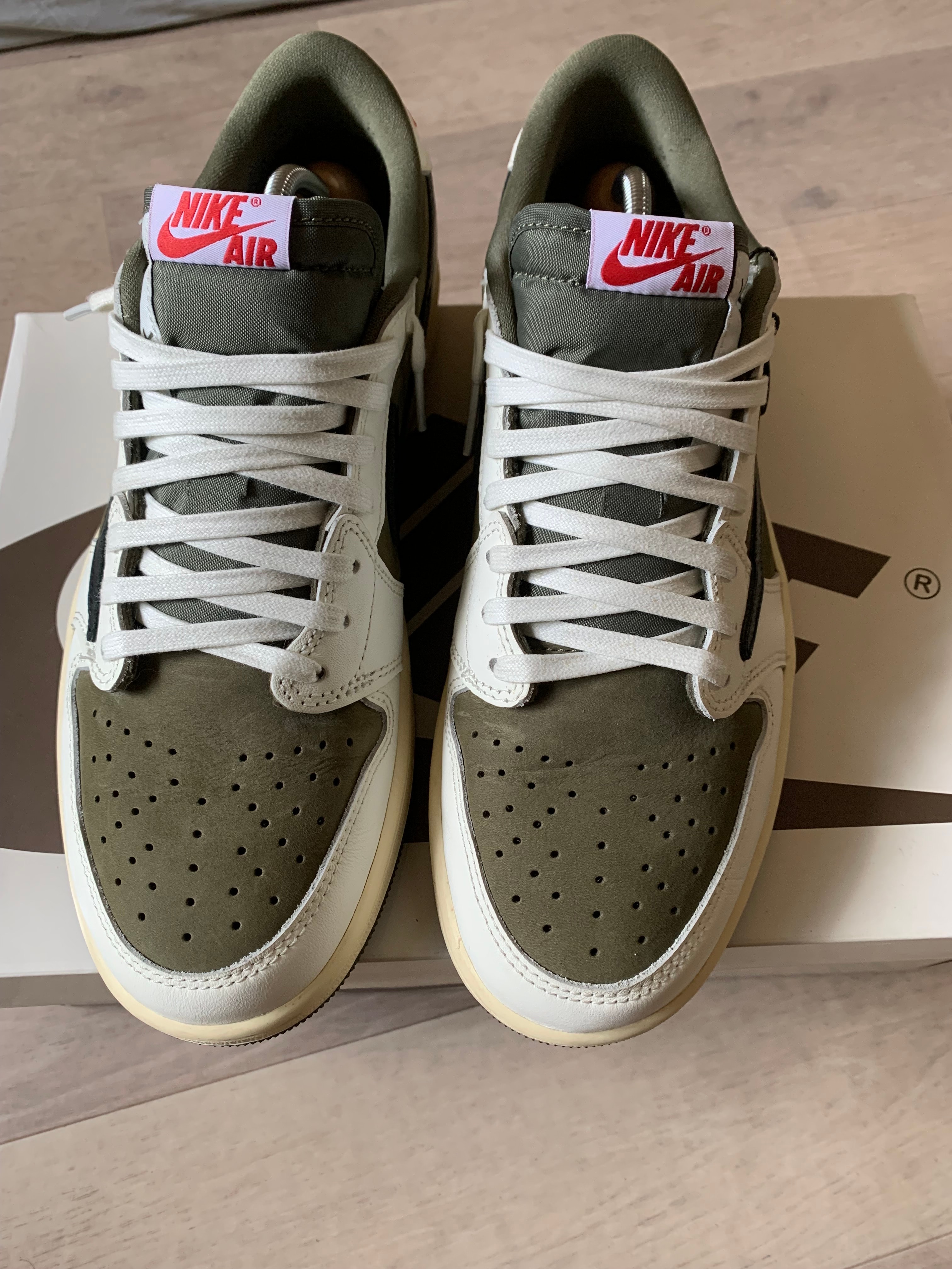 Travis Scott × Nike Air Jordan 1 Low OG SP "Reverse Olive"
