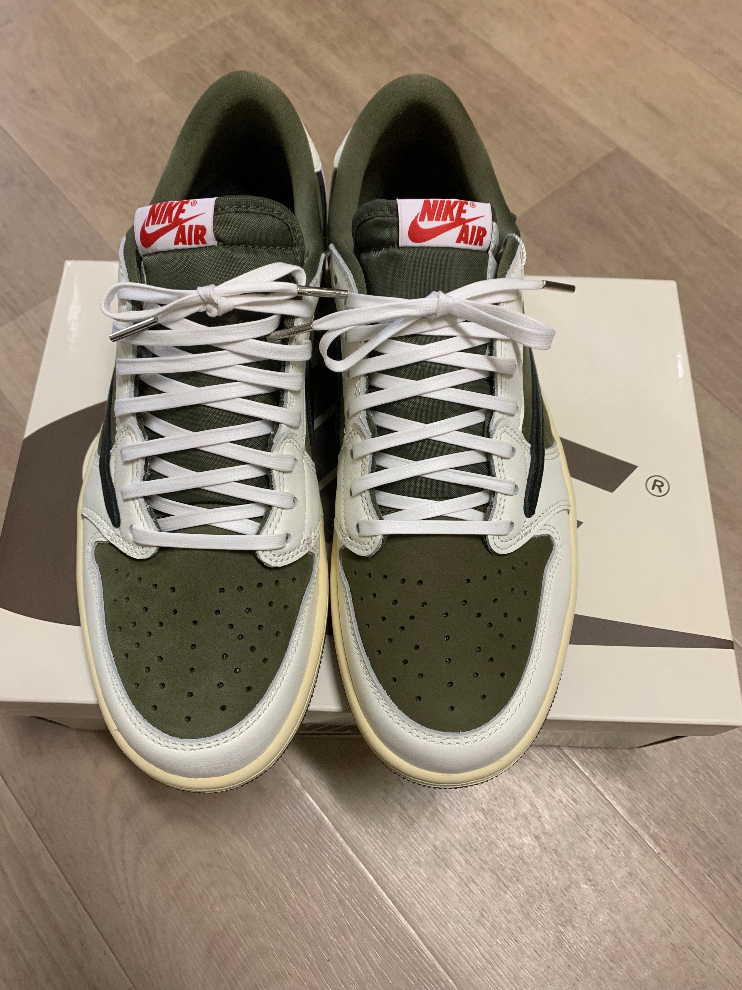 Travis Scott × Nike Air Jordan 1 Low OG SP "Reverse Olive"
