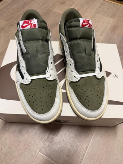 Travis Scott × Nike Air Jordan 1 Low OG SP "Reverse Olive"