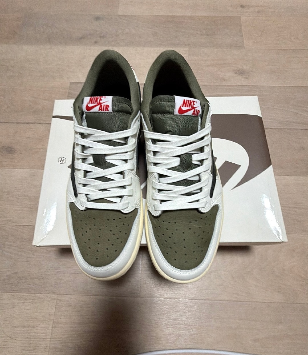 Travis Scott × Nike Air Jordan 1 Low OG SP "Reverse Olive"