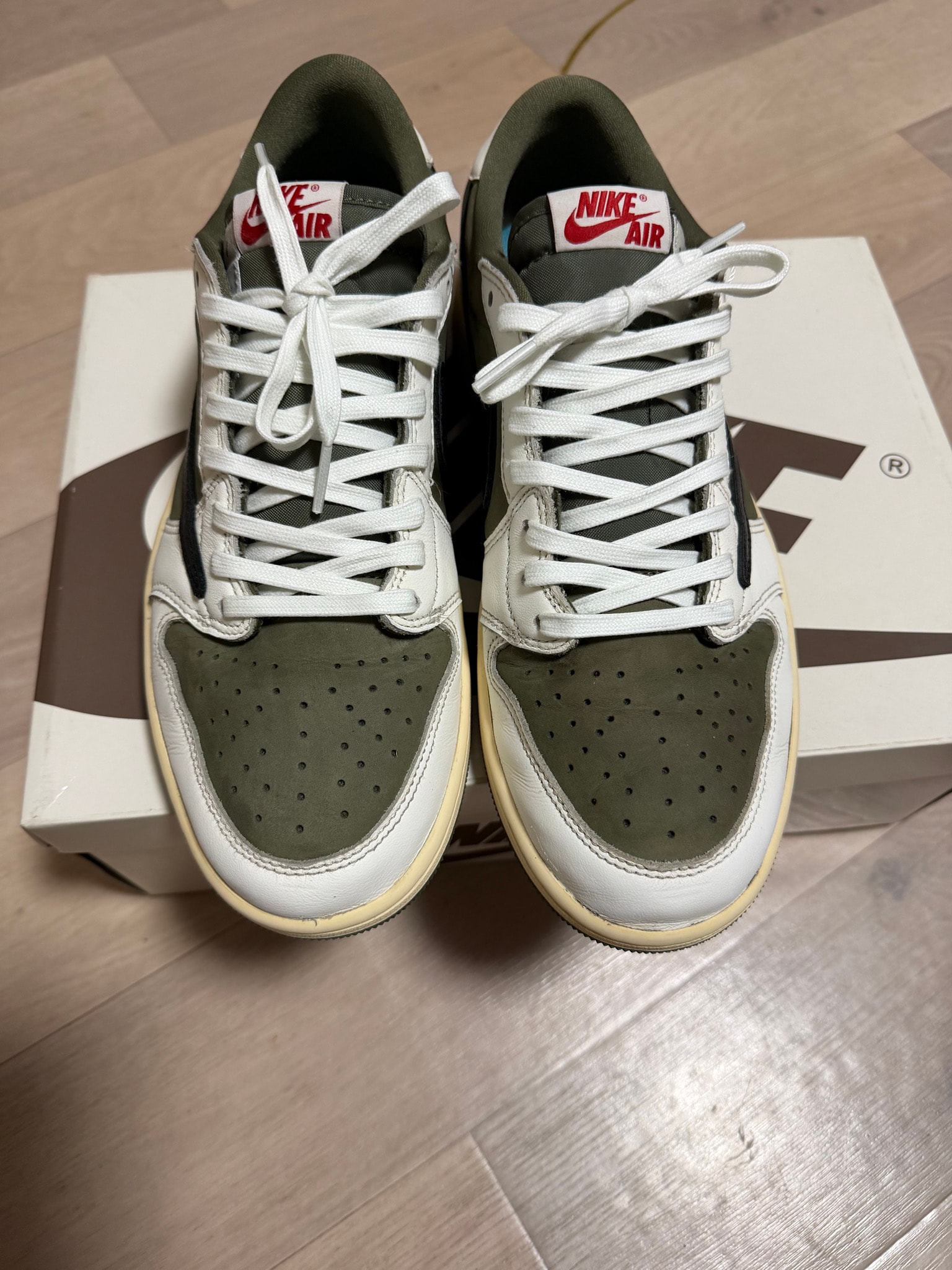 Travis Scott × Nike Air Jordan 1 Low OG SP "Reverse Olive"