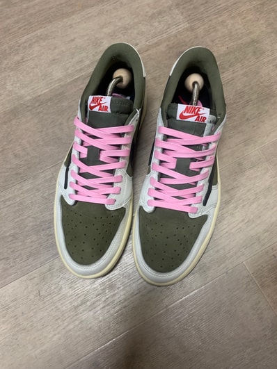 Travis Scott × Nike Air Jordan 1 Low OG SP "Reverse Olive"