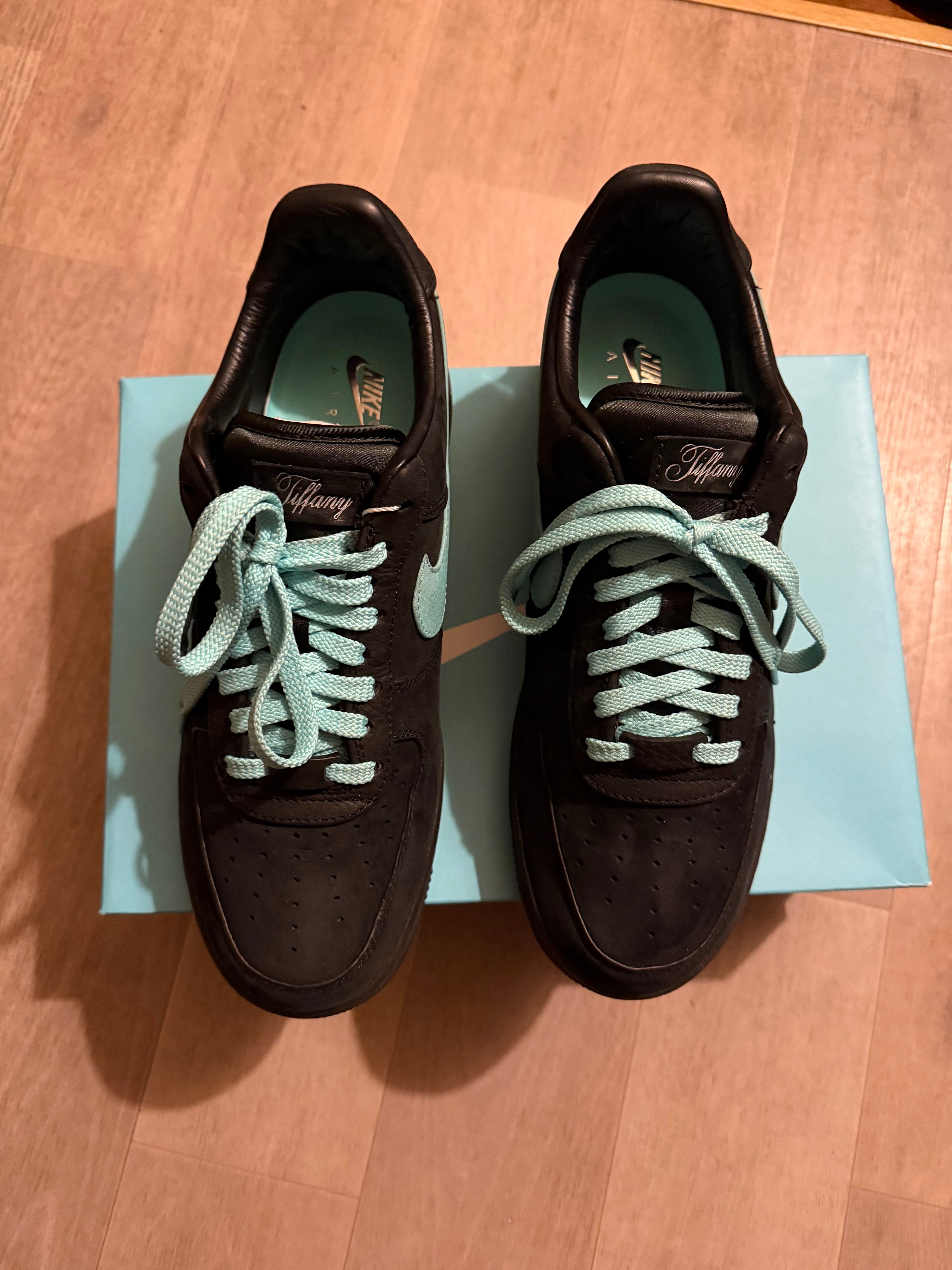 Tiffany & Co. × Nike Air Force 1 Low "1837"