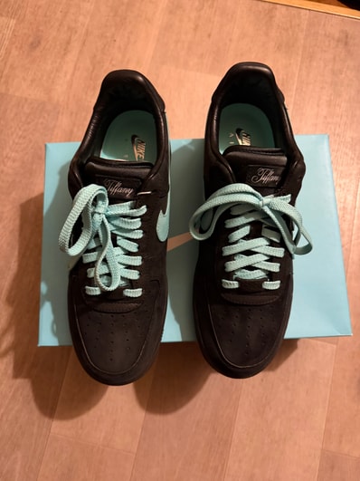 Tiffany & Co. × Nike Air Force 1 Low "1837"
