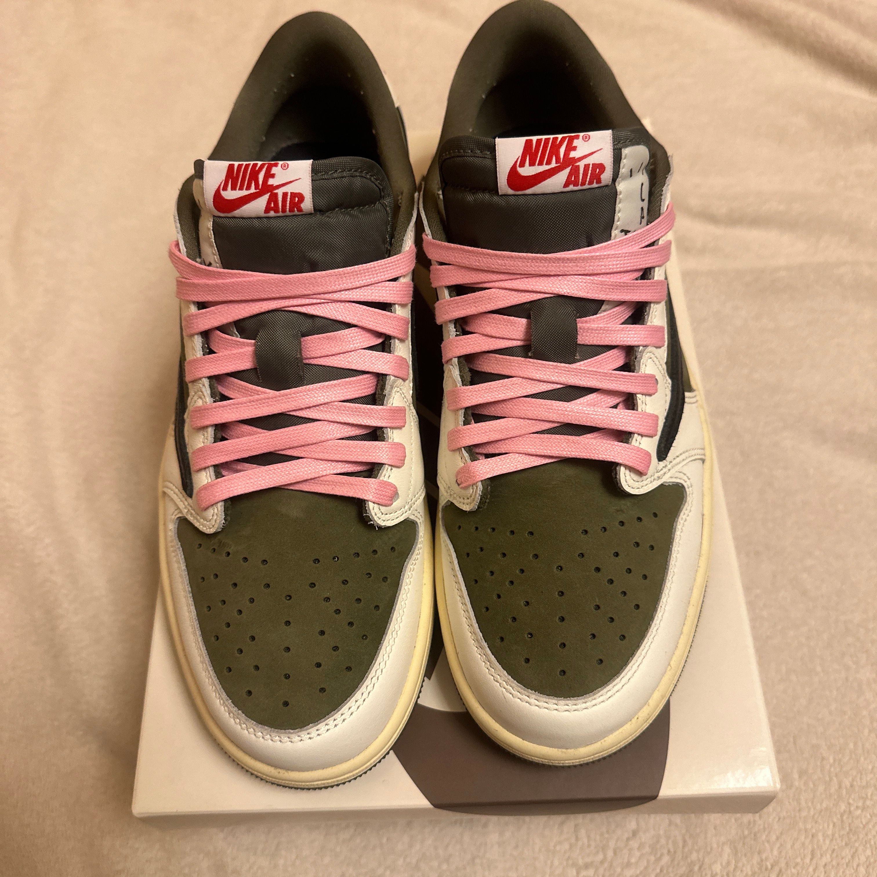 Travis Scott × Nike Air Jordan 1 Low OG SP "Reverse Olive"