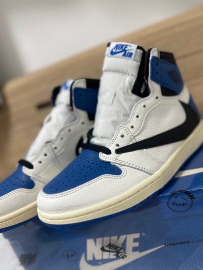 Travis Scott × fragment design × Nike Air Jordan 1 Retro High OG SP "Military Blue"