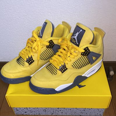 Nike Air Jordan 4 "Tour Yellow"