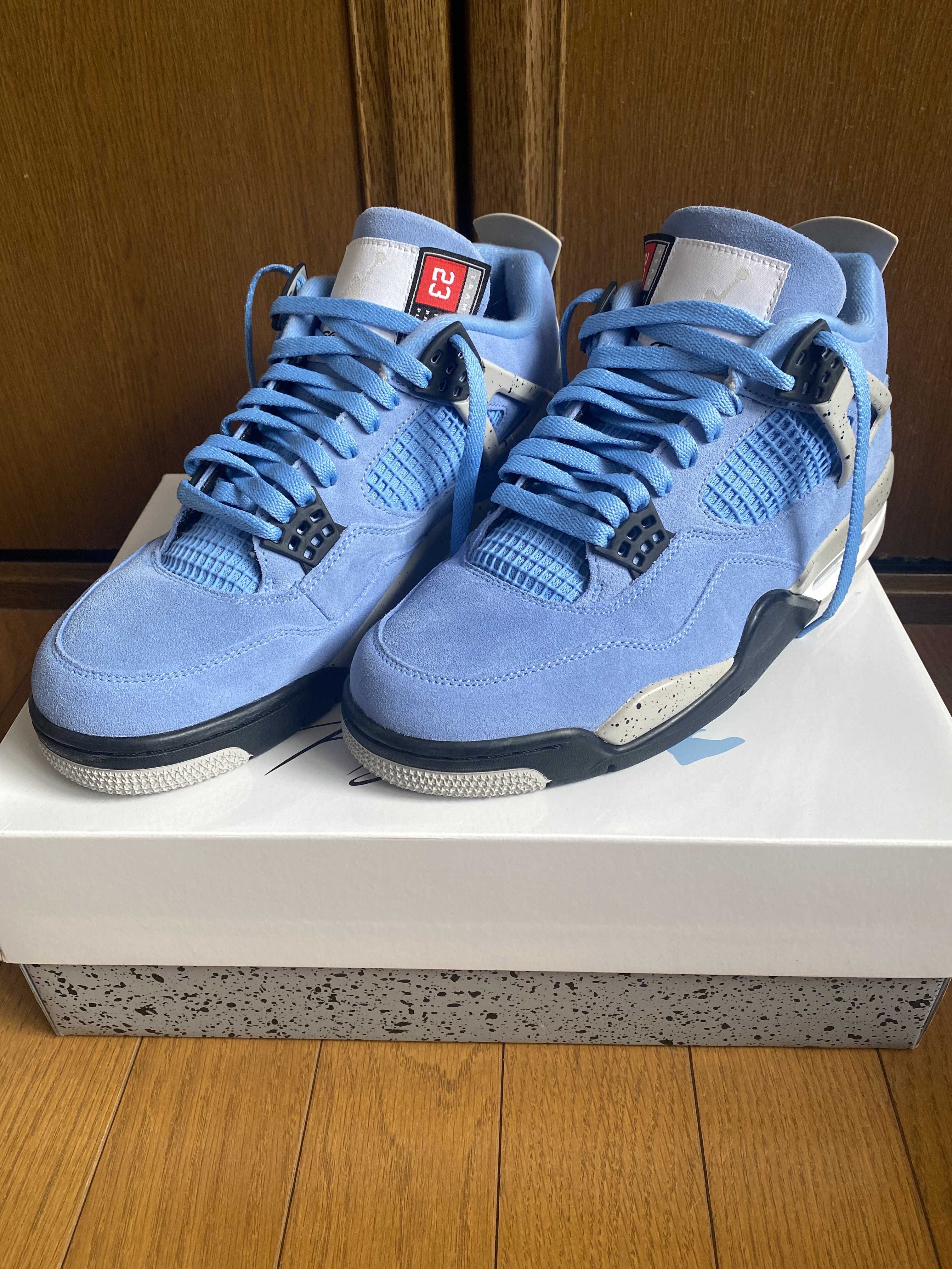 Nike Air Jordan 4 "University Blue"