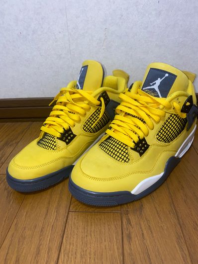 Nike Air Jordan 4 "Tour Yellow"