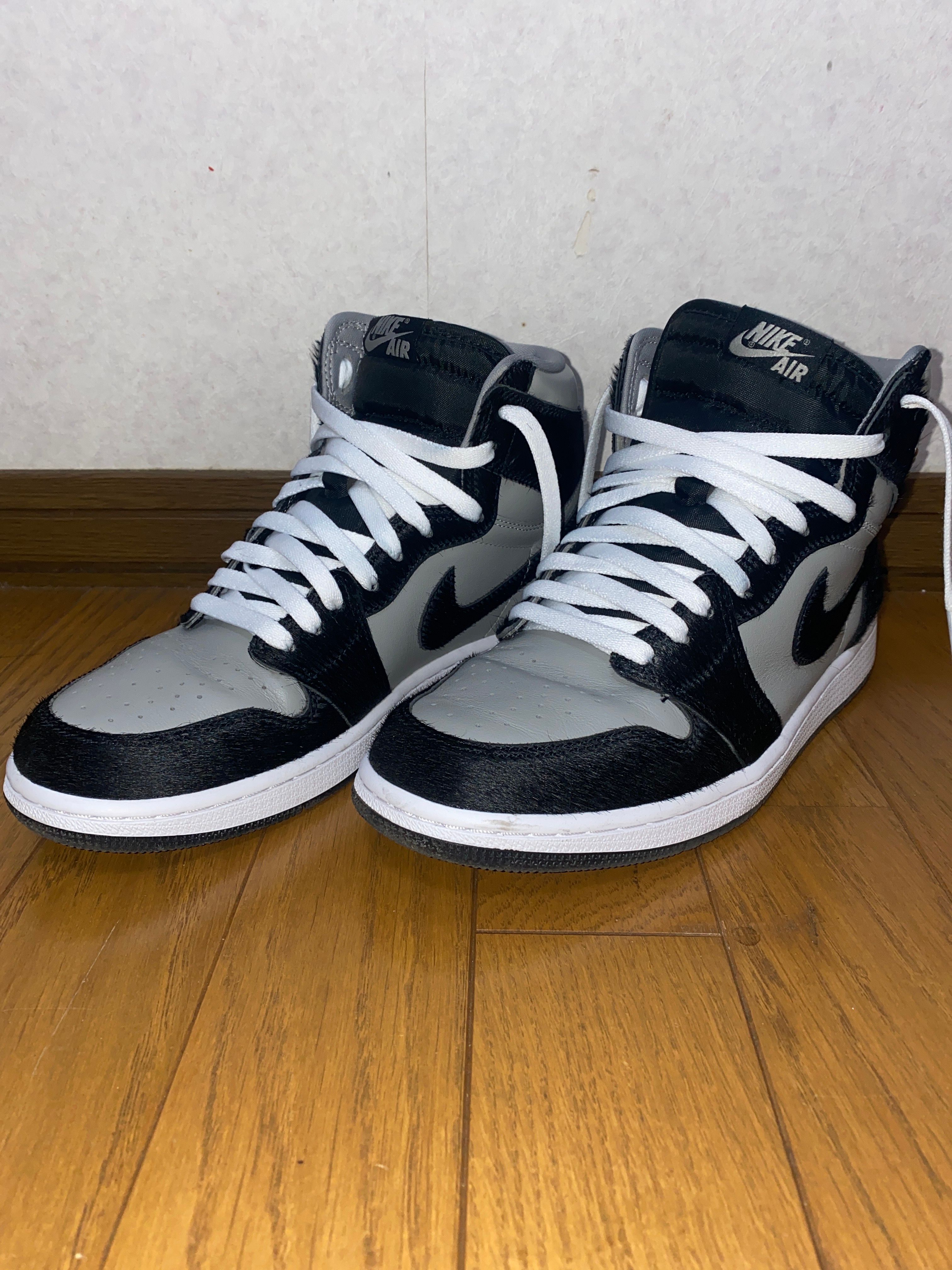 Nike Women's Air Jordan 1 Retro High OG "Medium Grey"