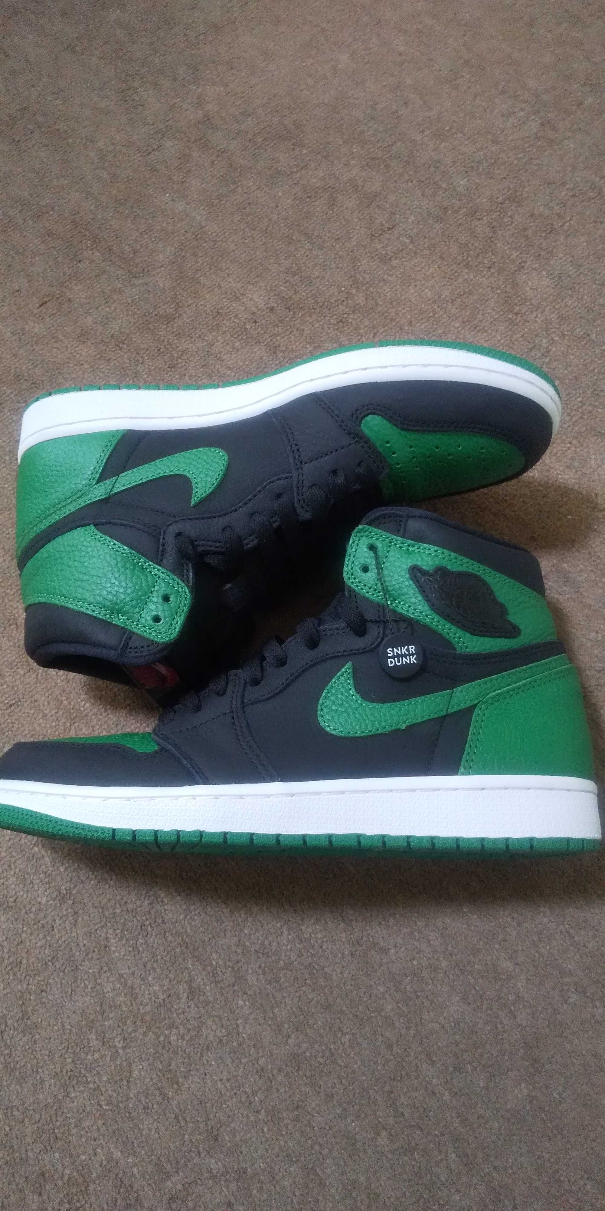 Nike Air Jordan 1 Retro High OG "Black/Pine Green" (2020)      