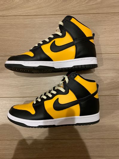 Nike Dunk High "University Gold and Black"