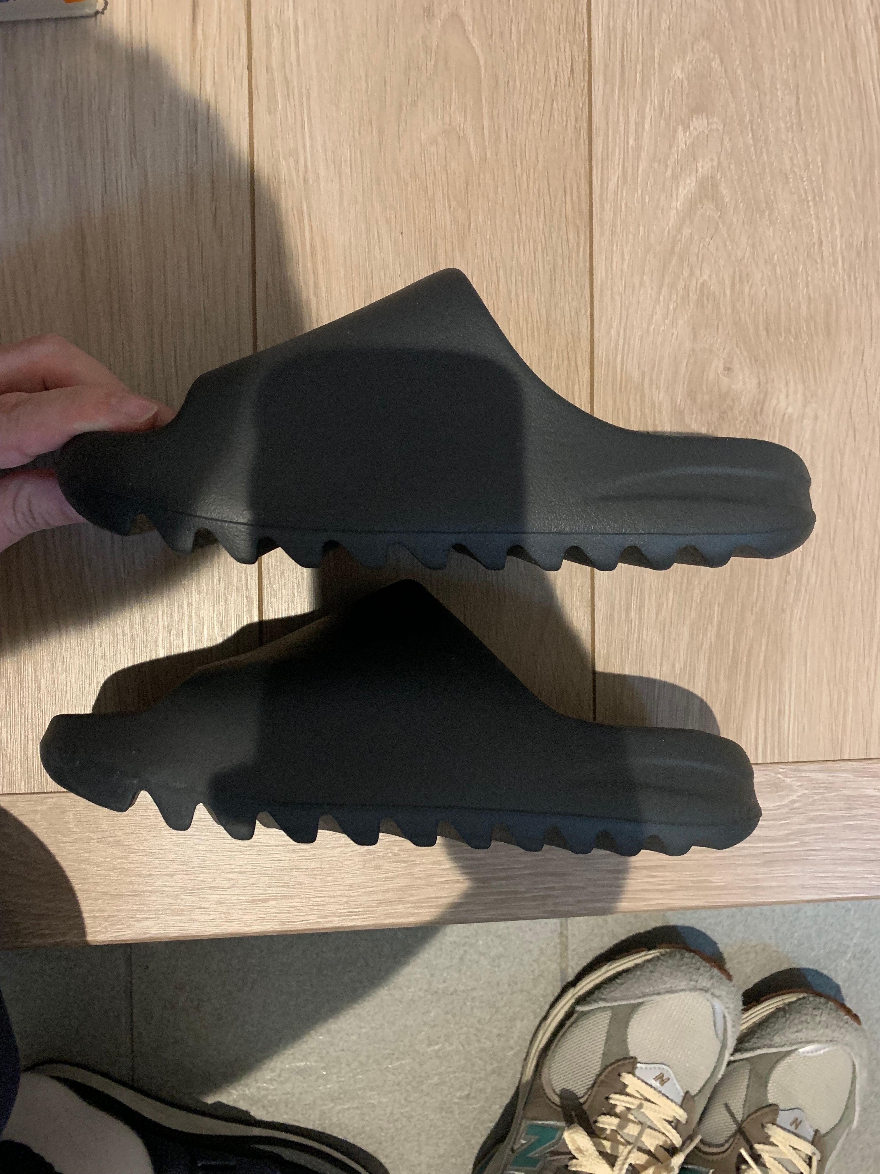 adidas YEEZY Slide "Onyx"