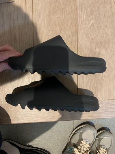 adidas YEEZY Slide "Onyx"