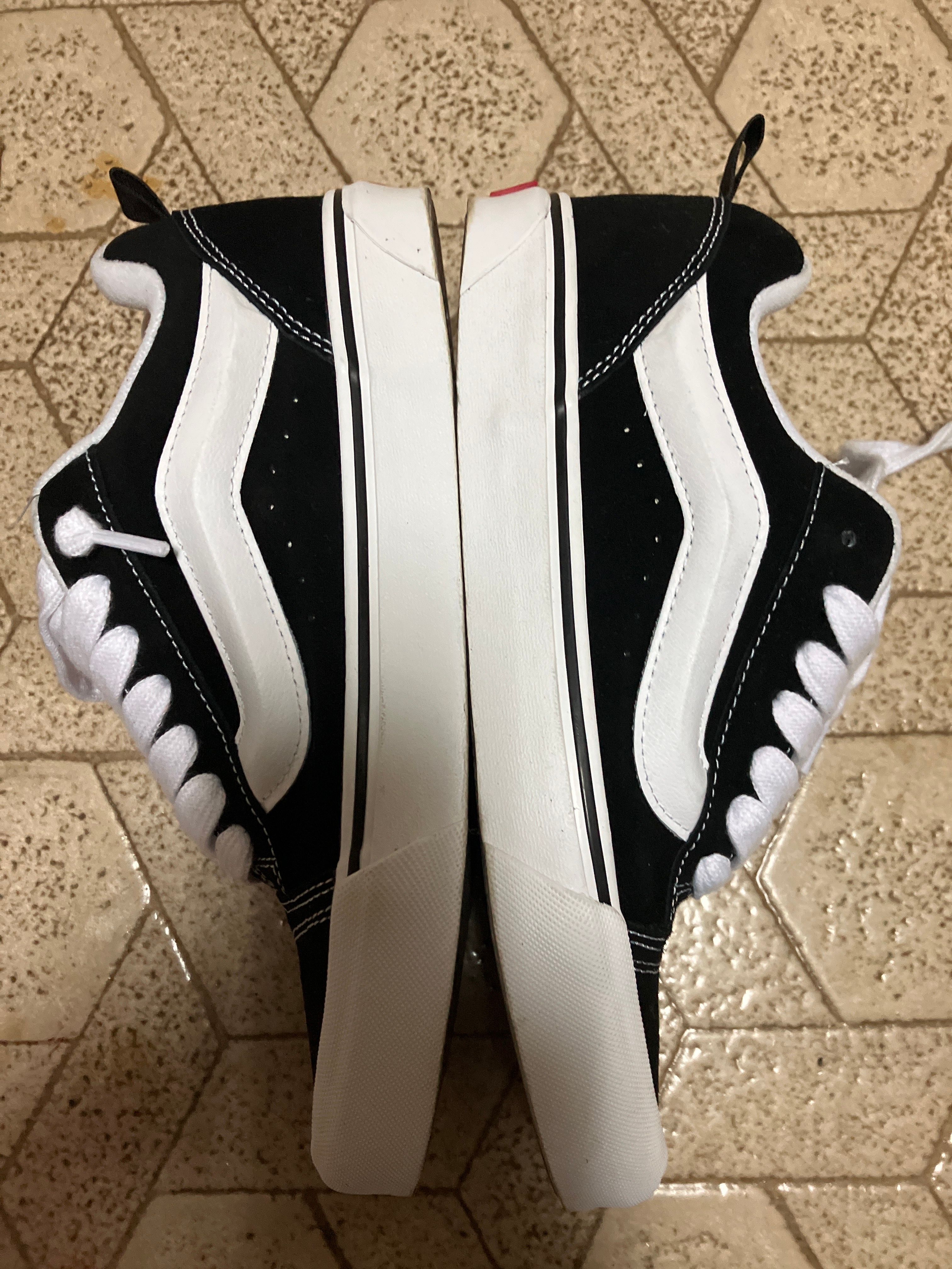 Vans Knu Skool Suede "Black/White"