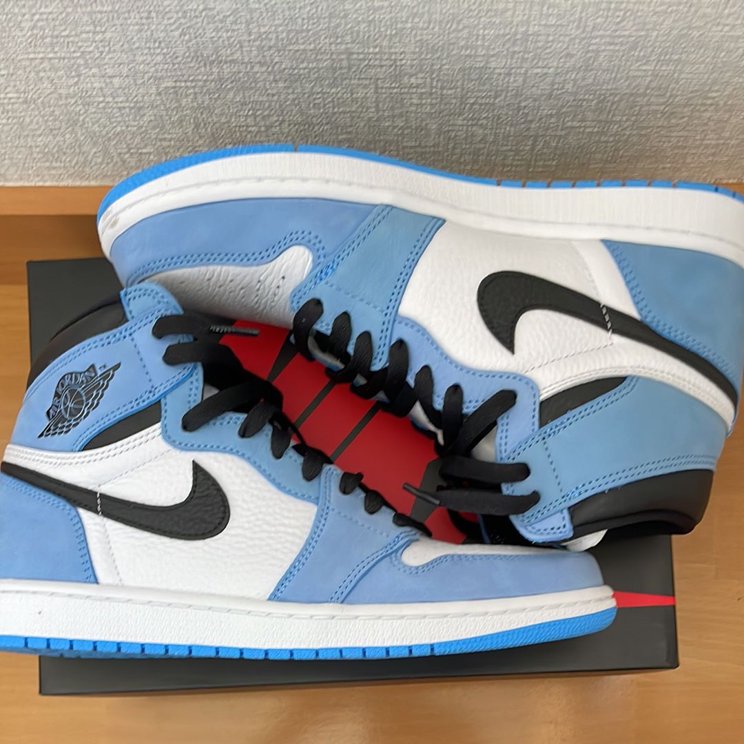 Nike Air Jordan 1 High OG "University Blue"